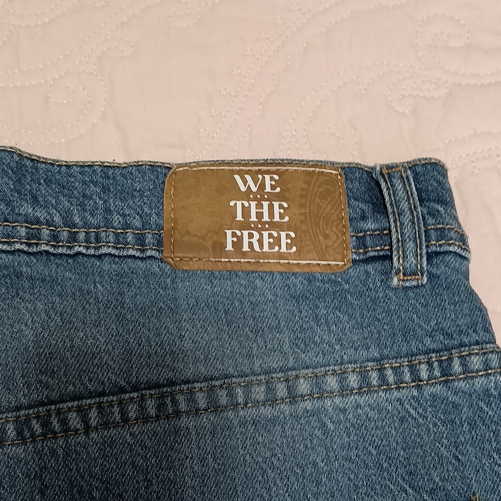 We The Free Women's Relaxed Wide-Leg Blue Denim Jeans - Picture 10 of 10